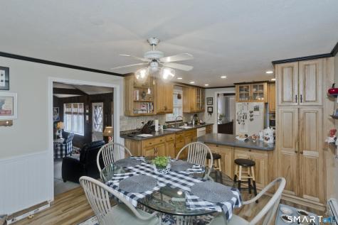 25 Nutmeg Road East Granby CT 06026