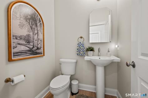17 Pecausett Trail East Hampton CT 06424