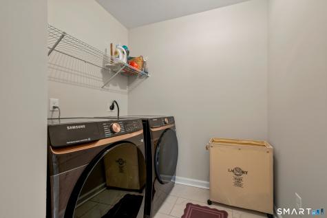 17 Pecausett Trail East Hampton CT 06424