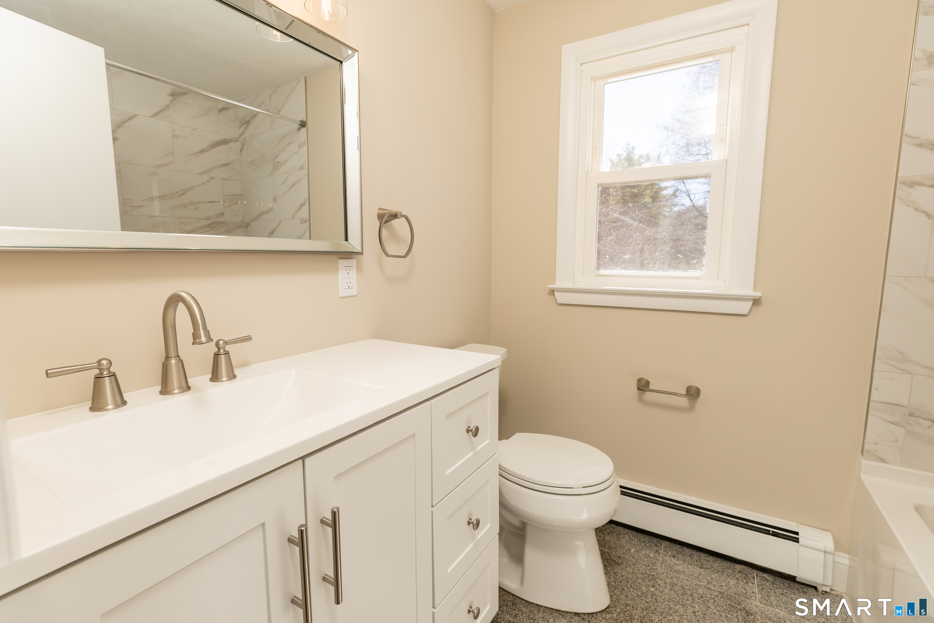 256 Charter Oak Street Manchester CT 06040