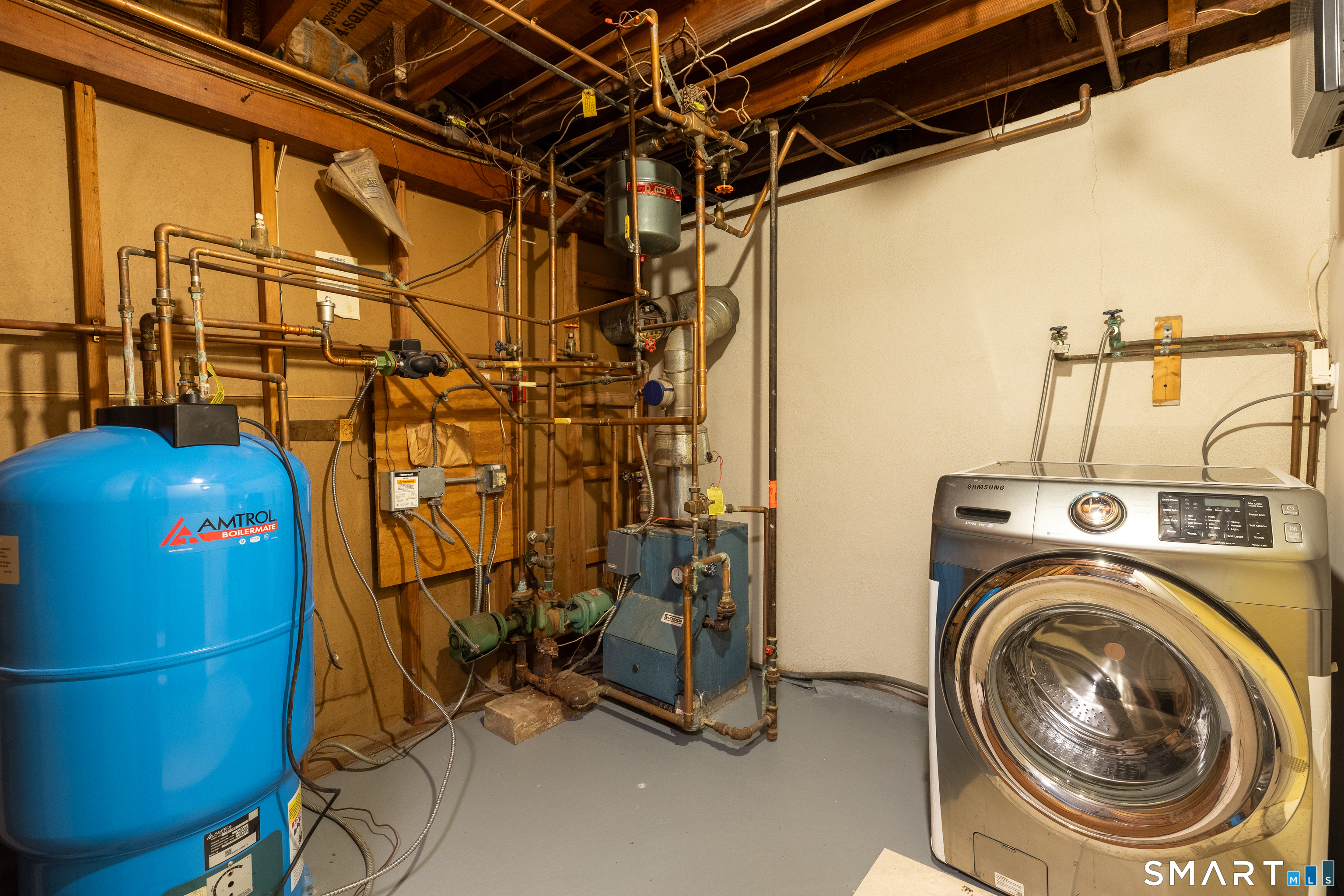 256 Charter Oak Street Manchester CT 06040