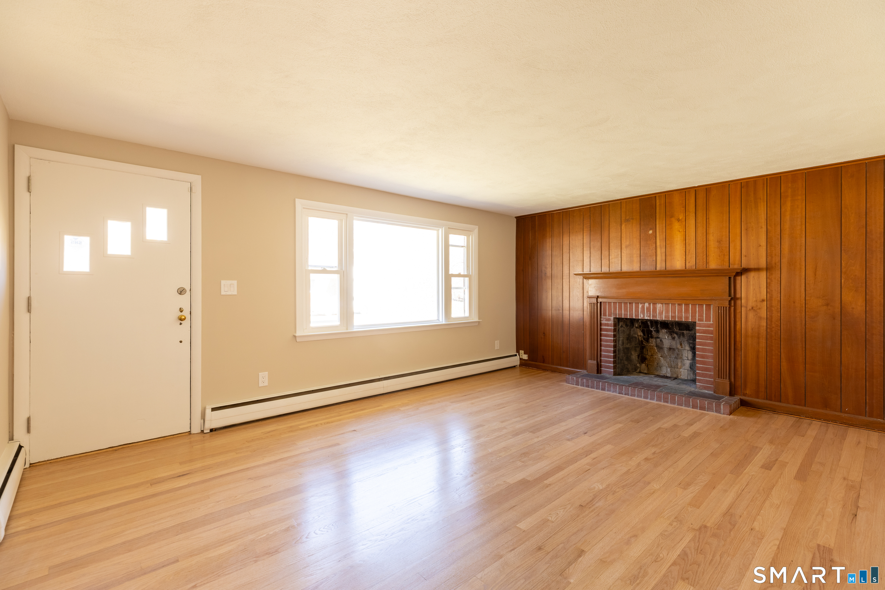 256 Charter Oak Street Manchester CT 06040