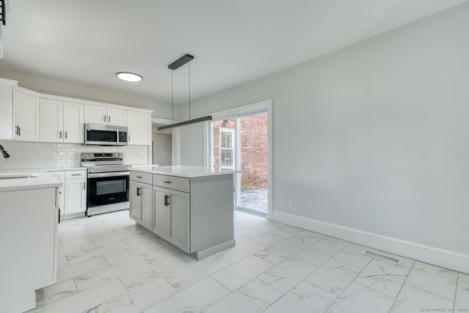 76 Griffin Road East Windsor CT 06016