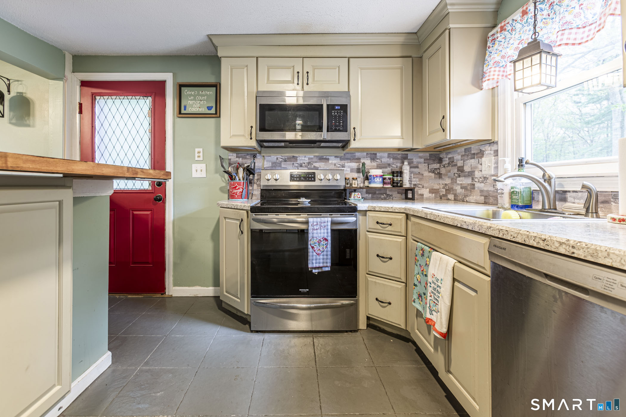 65 Pinney Hill Road Willington CT 06279