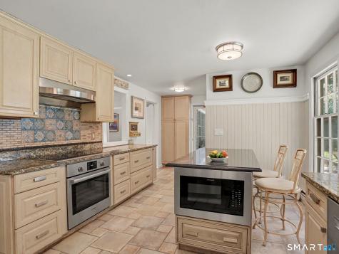 20 Pocconock Trail Ridgefield CT 06877