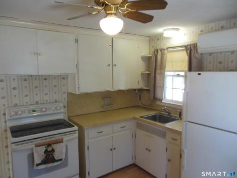 852 Tolland Street East Hartford CT 06108