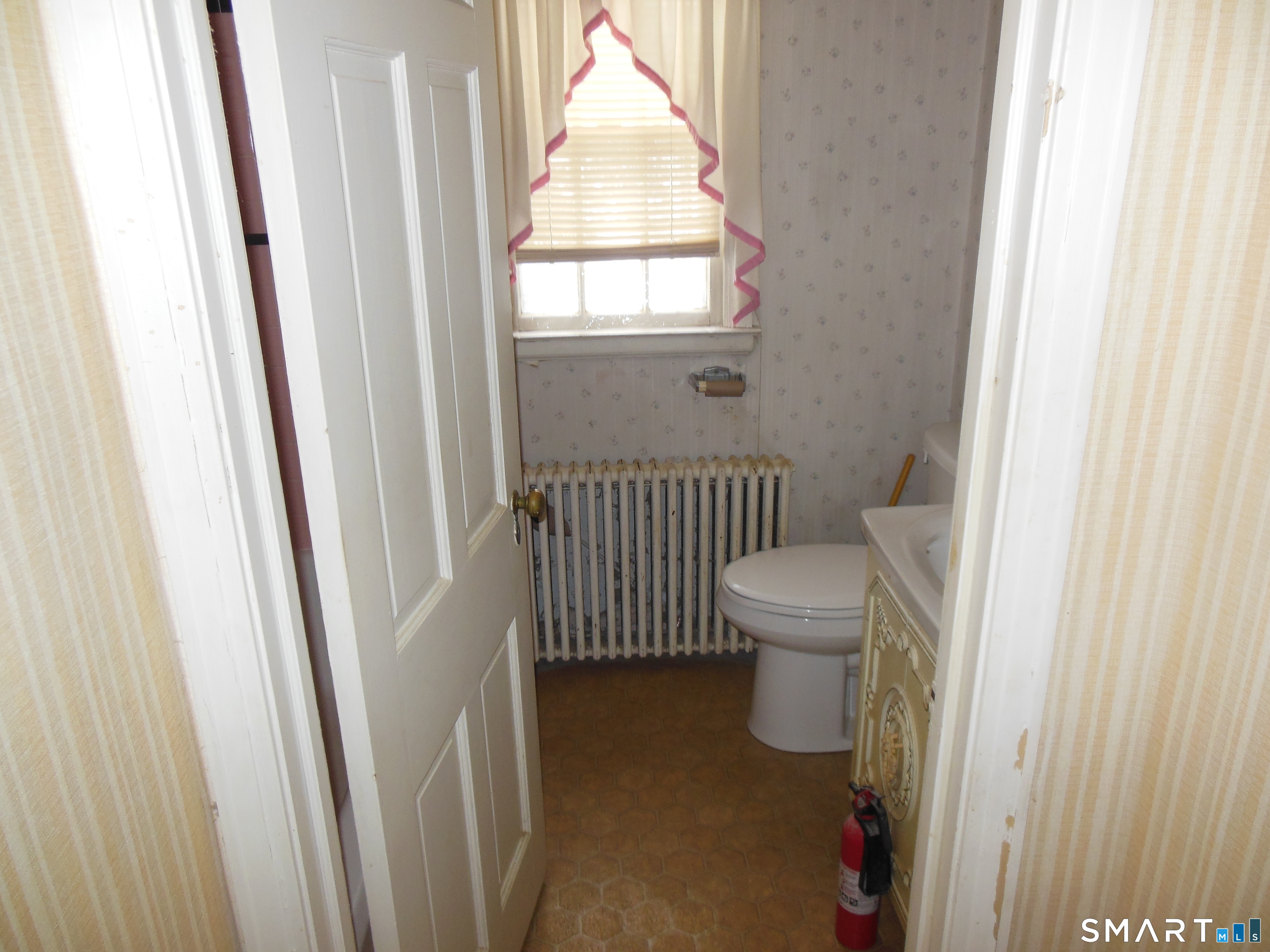 852 Tolland Street East Hartford CT 06108