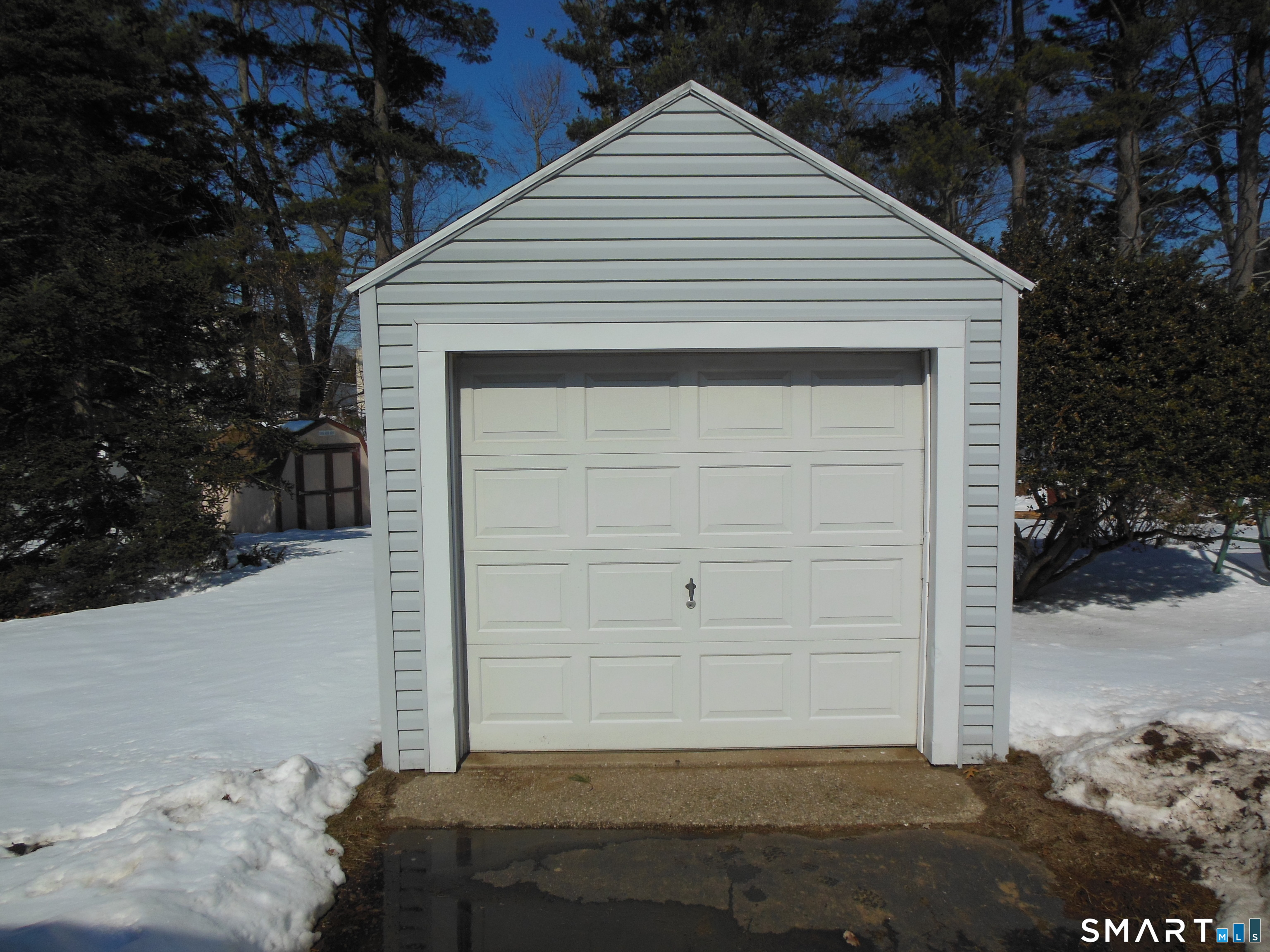 852 Tolland Street East Hartford CT 06108