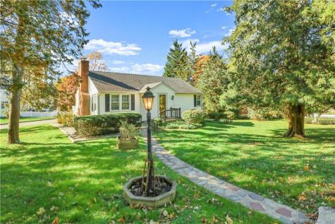 1 Deepwood Lane Norwalk CT 06854