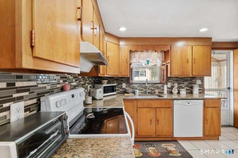 21 Brookside Circle Wethersfield CT 06109