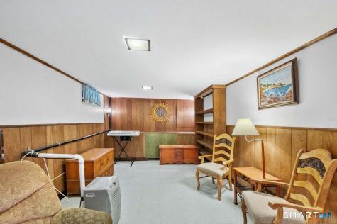 21 Brookside Circle Wethersfield CT 06109