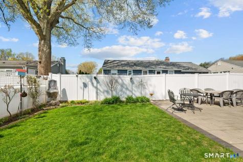 21 Brookside Circle Wethersfield CT 06109