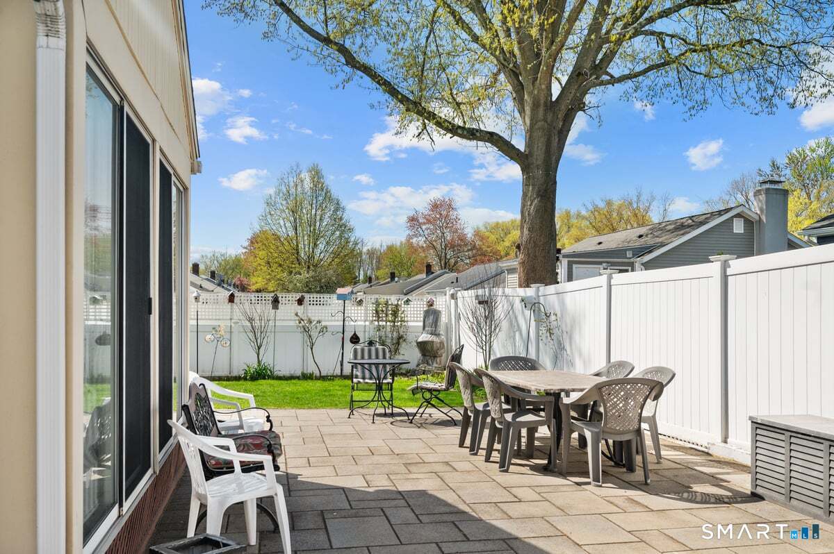 21 Brookside Circle Wethersfield CT 06109