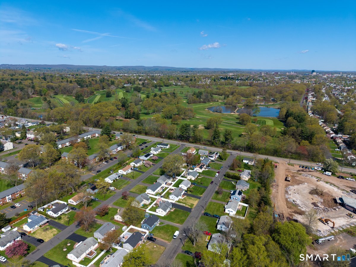21 Brookside Circle Wethersfield CT 06109