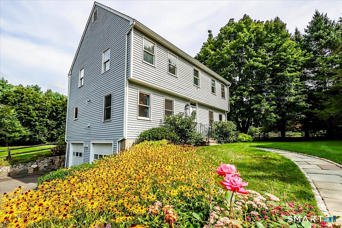 14 Philo Curtis Road Newtown CT 06482