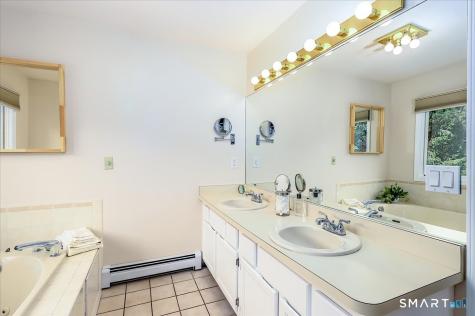 14 Philo Curtis Road Newtown CT 06482