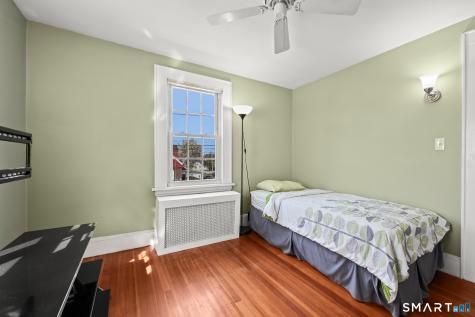 455 Woodlawn Avenue Stratford CT 06614