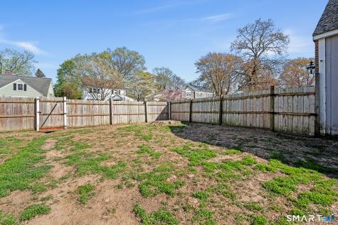 455 Woodlawn Avenue Stratford CT 06614