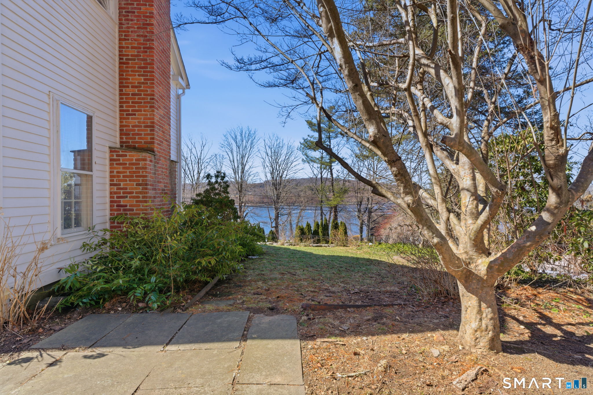 86 Main Street East Haddam CT 06423