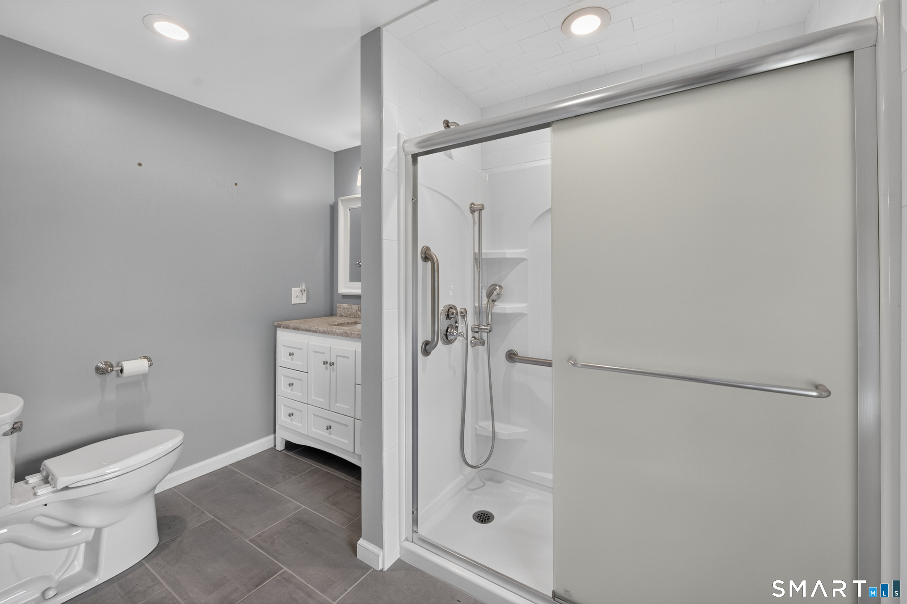 845 Stratford Road Stratford CT 06615