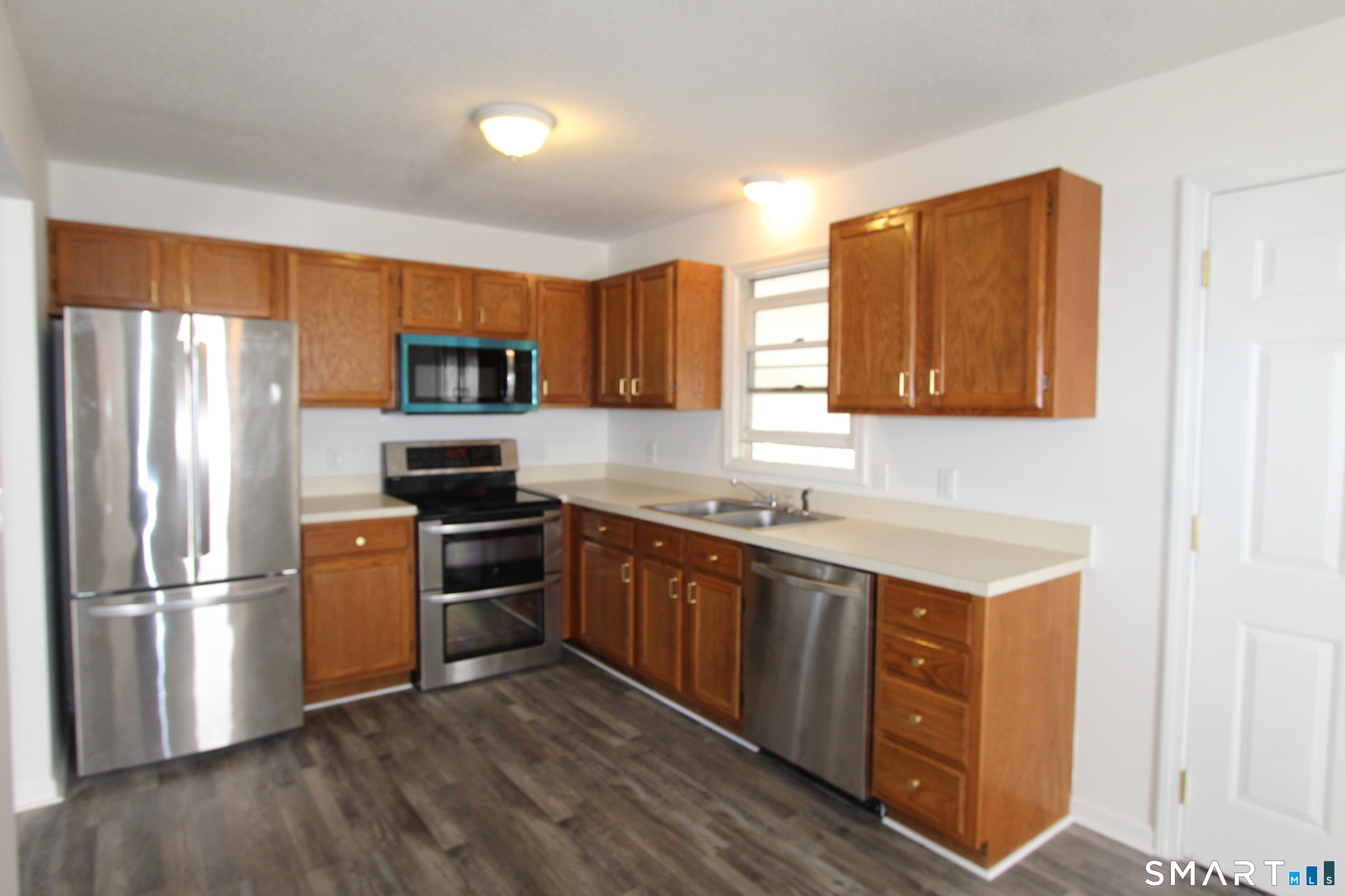 35 Chapman Street East Hartford CT 06108