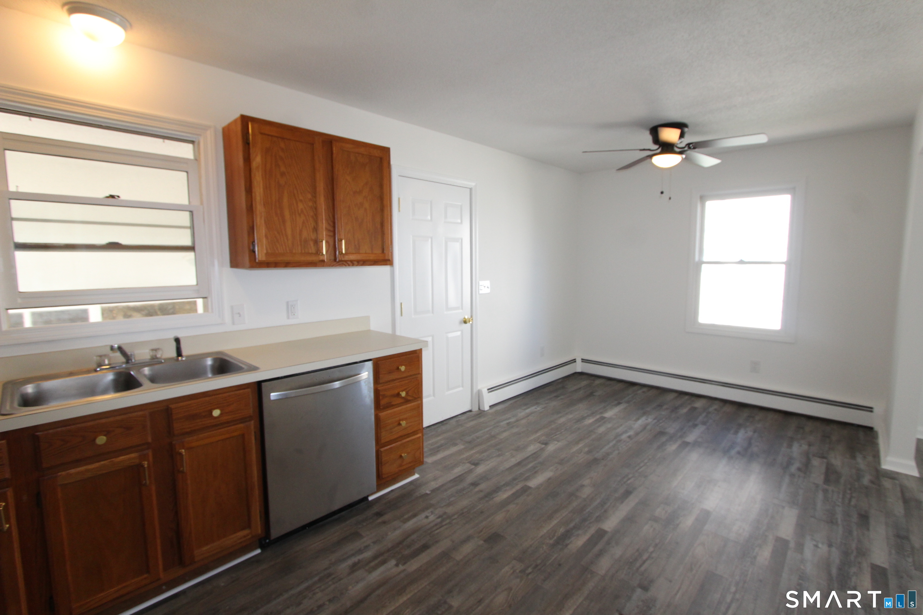 35 Chapman Street East Hartford CT 06108