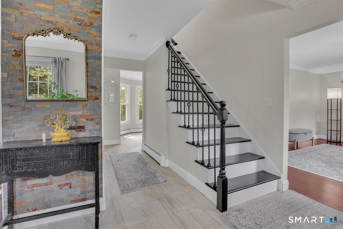 46 Tavern Circle Middletown CT 06457