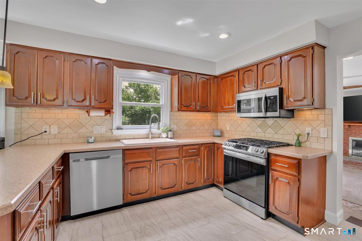 46 Tavern Circle Middletown CT 06457