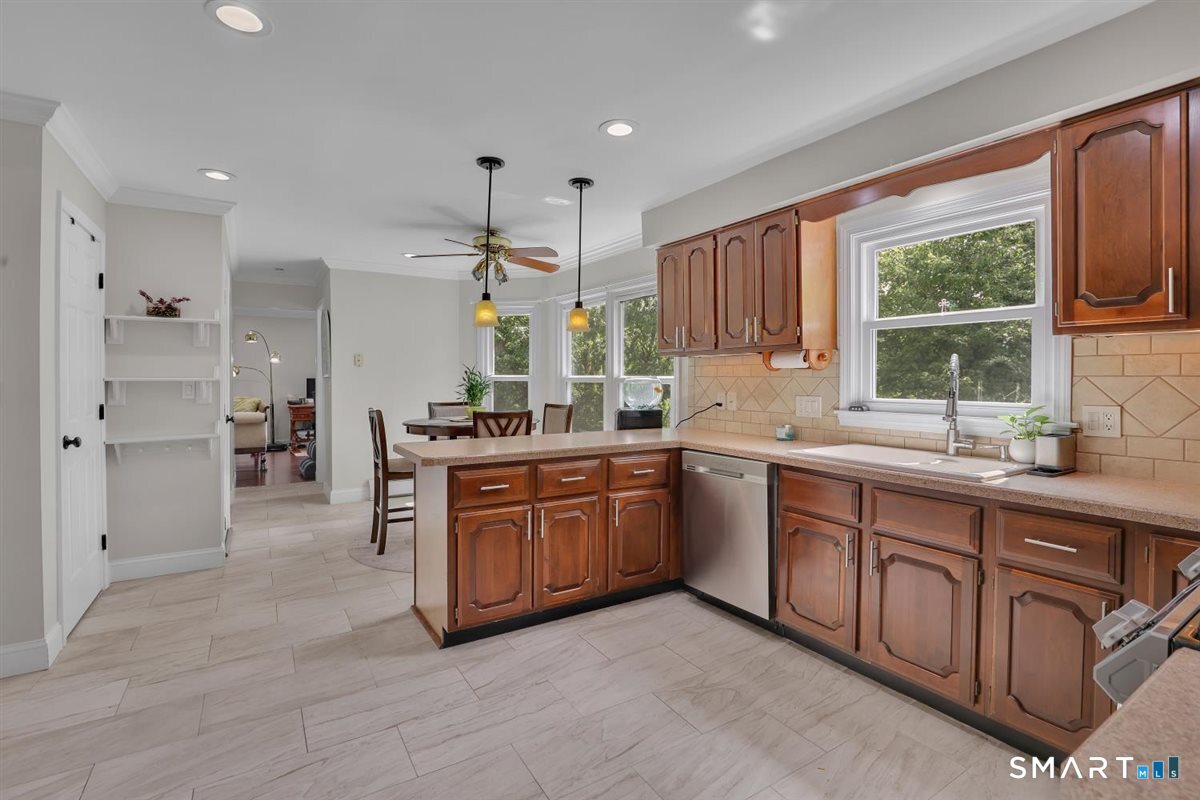 46 Tavern Circle Middletown CT 06457