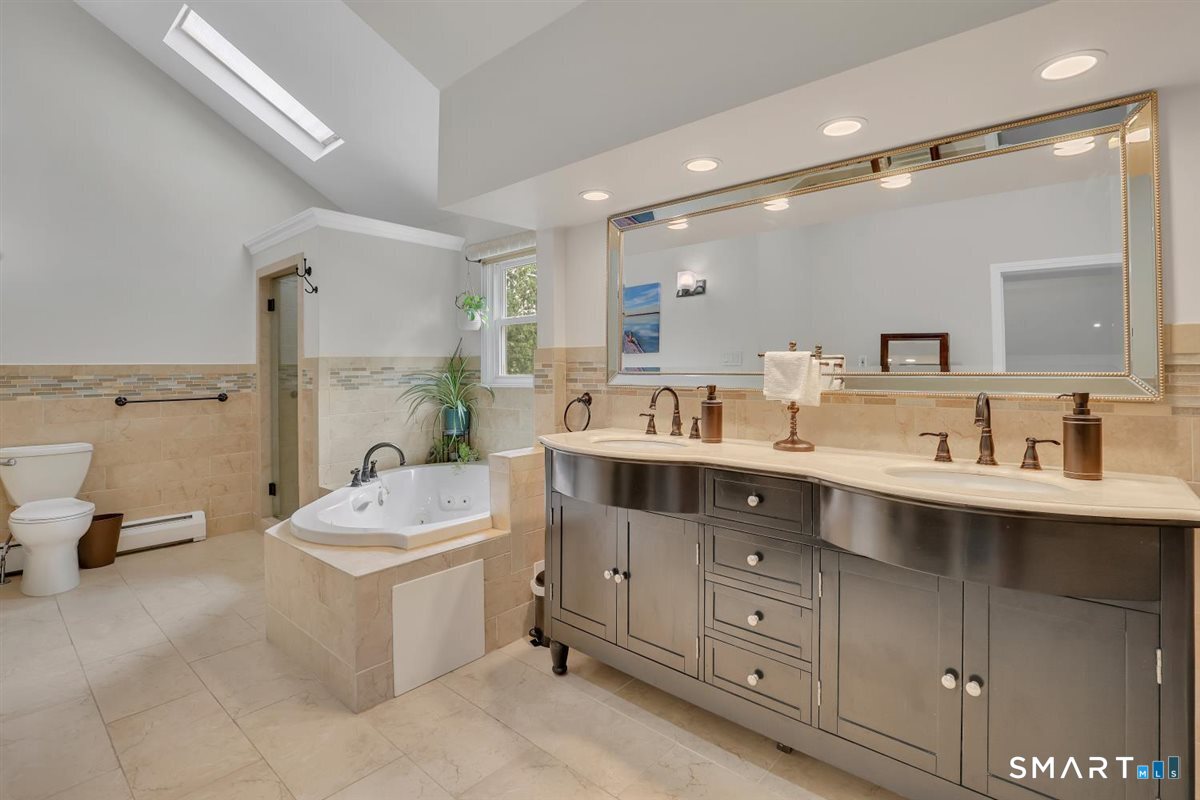 46 Tavern Circle Middletown CT 06457