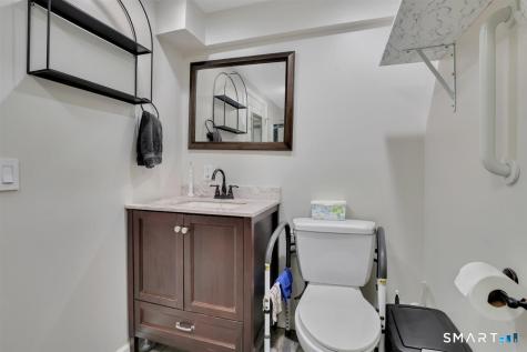 46 Tavern Circle Middletown CT 06457