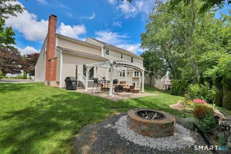 46 Tavern Circle Middletown CT 06457