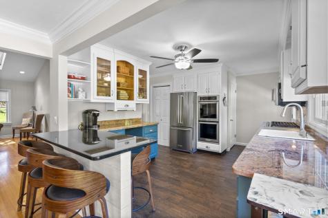 47 Featherbed Lane Branford CT 06405