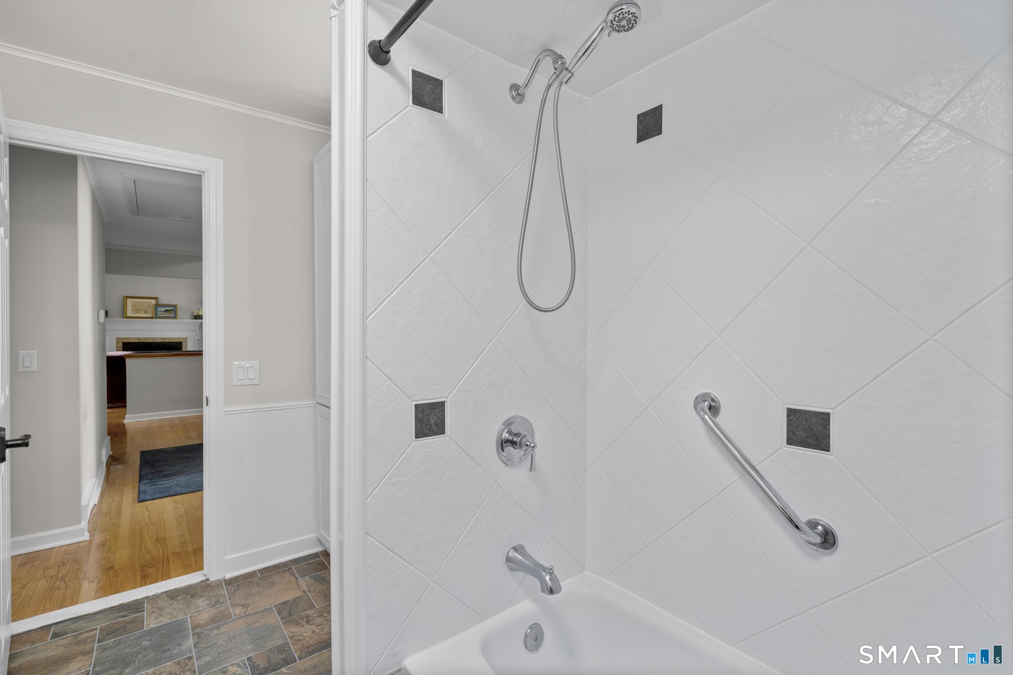 47 Featherbed Lane Branford CT 06405