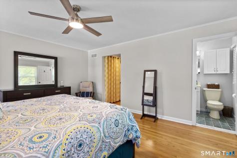 47 Featherbed Lane Branford CT 06405