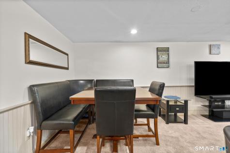 47 Featherbed Lane Branford CT 06405