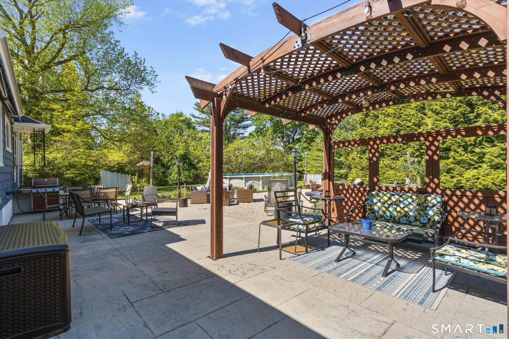 47 Featherbed Lane Branford CT 06405
