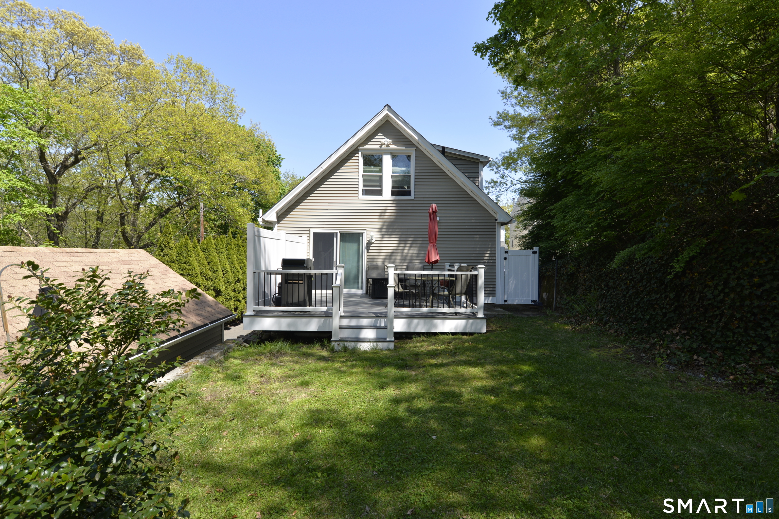 16 Mount Pleasant Street Shelton CT 06484