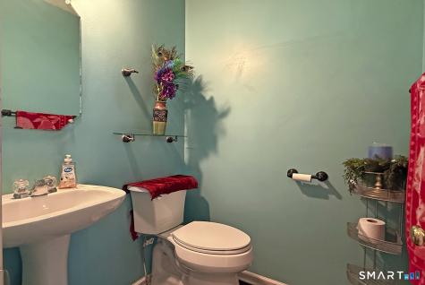 4 Kate Way Windsor Locks CT 06096
