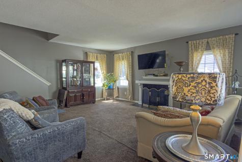 4 Kate Way Windsor Locks CT 06096
