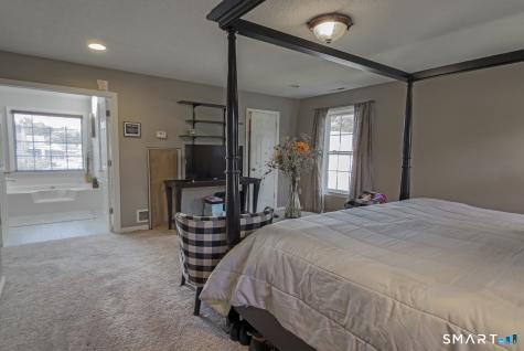 4 Kate Way Windsor Locks CT 06096