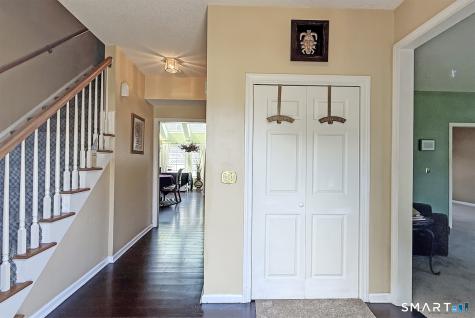 4 Kate Way Windsor Locks CT 06096