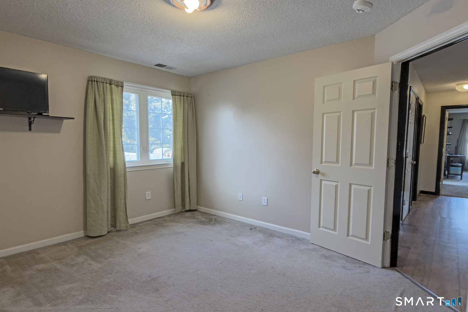 4 Kate Way Windsor Locks CT 06096