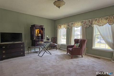 4 Kate Way Windsor Locks CT 06096