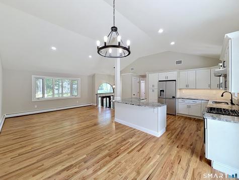 146 Cambridge Drive Glastonbury CT 06033