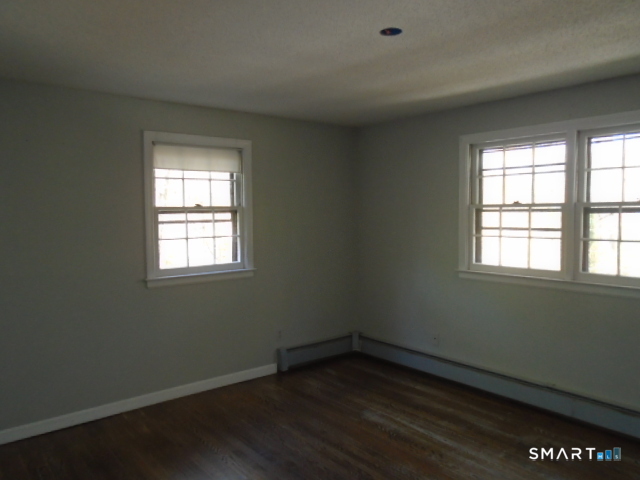 2 Fairfield Lane Simsbury CT 06070