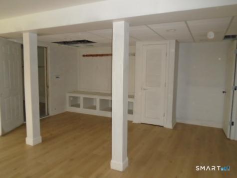 2 Fairfield Lane Simsbury CT 06070