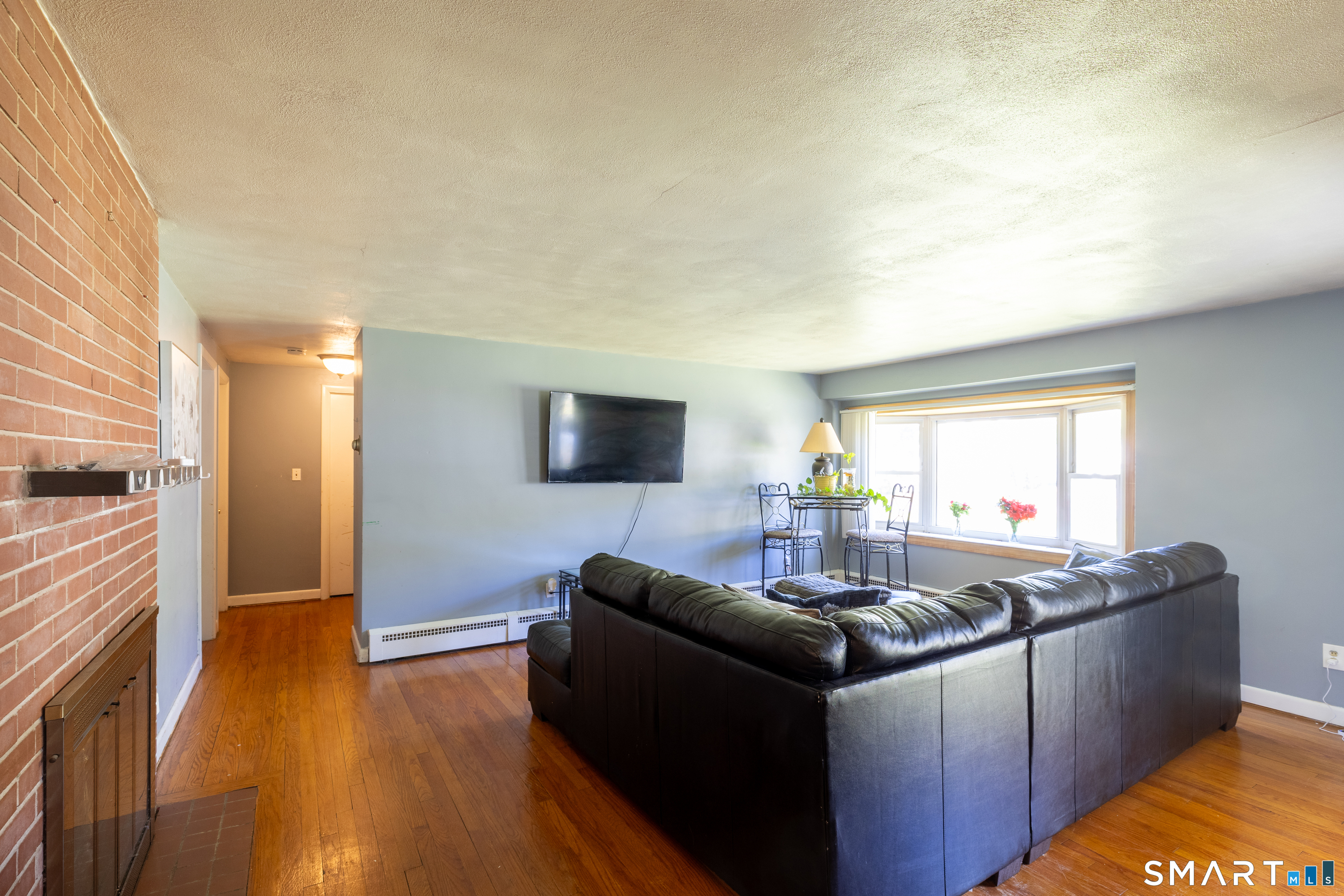 471 West Wolcott Avenue Windsor CT 06095