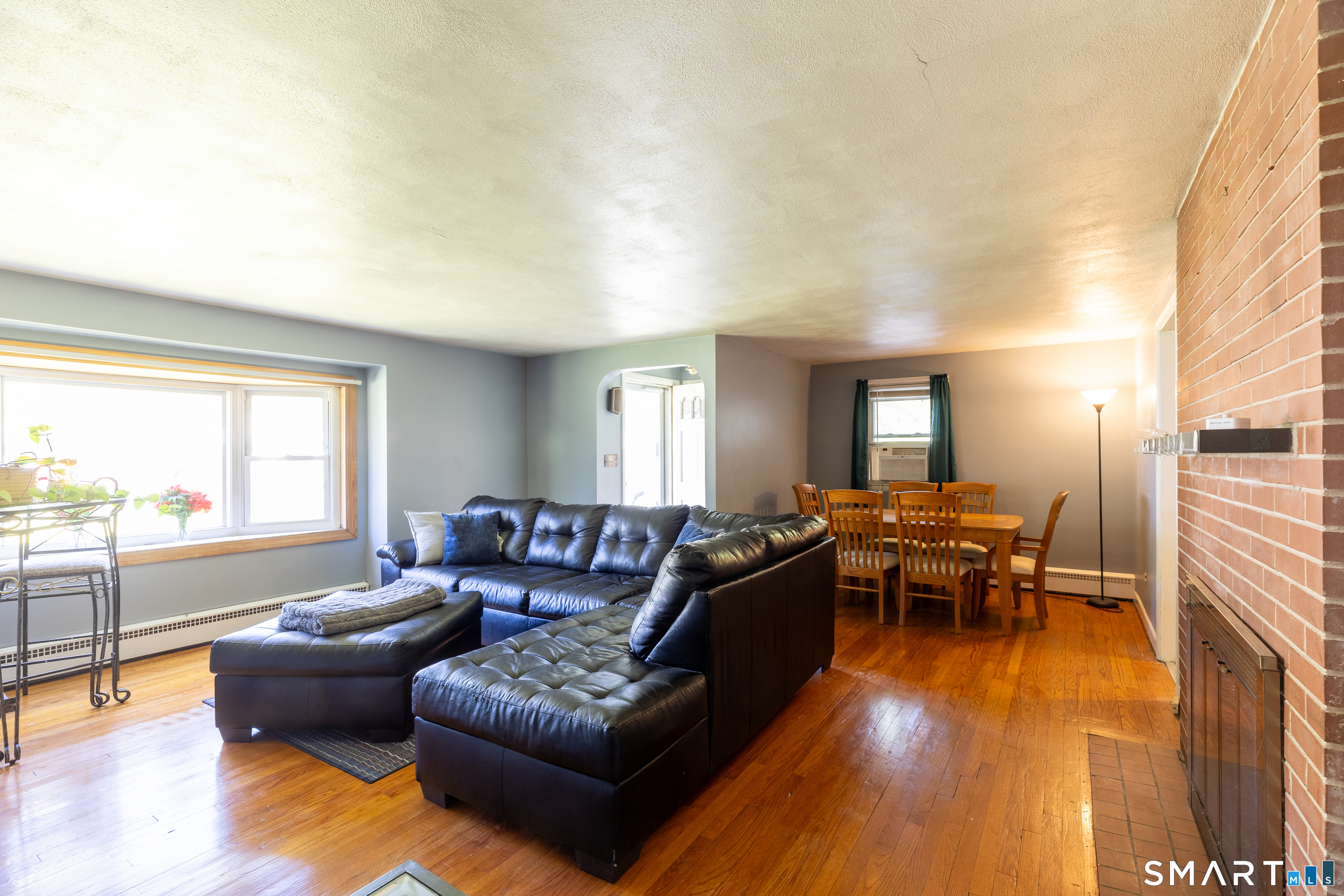 471 West Wolcott Avenue Windsor CT 06095