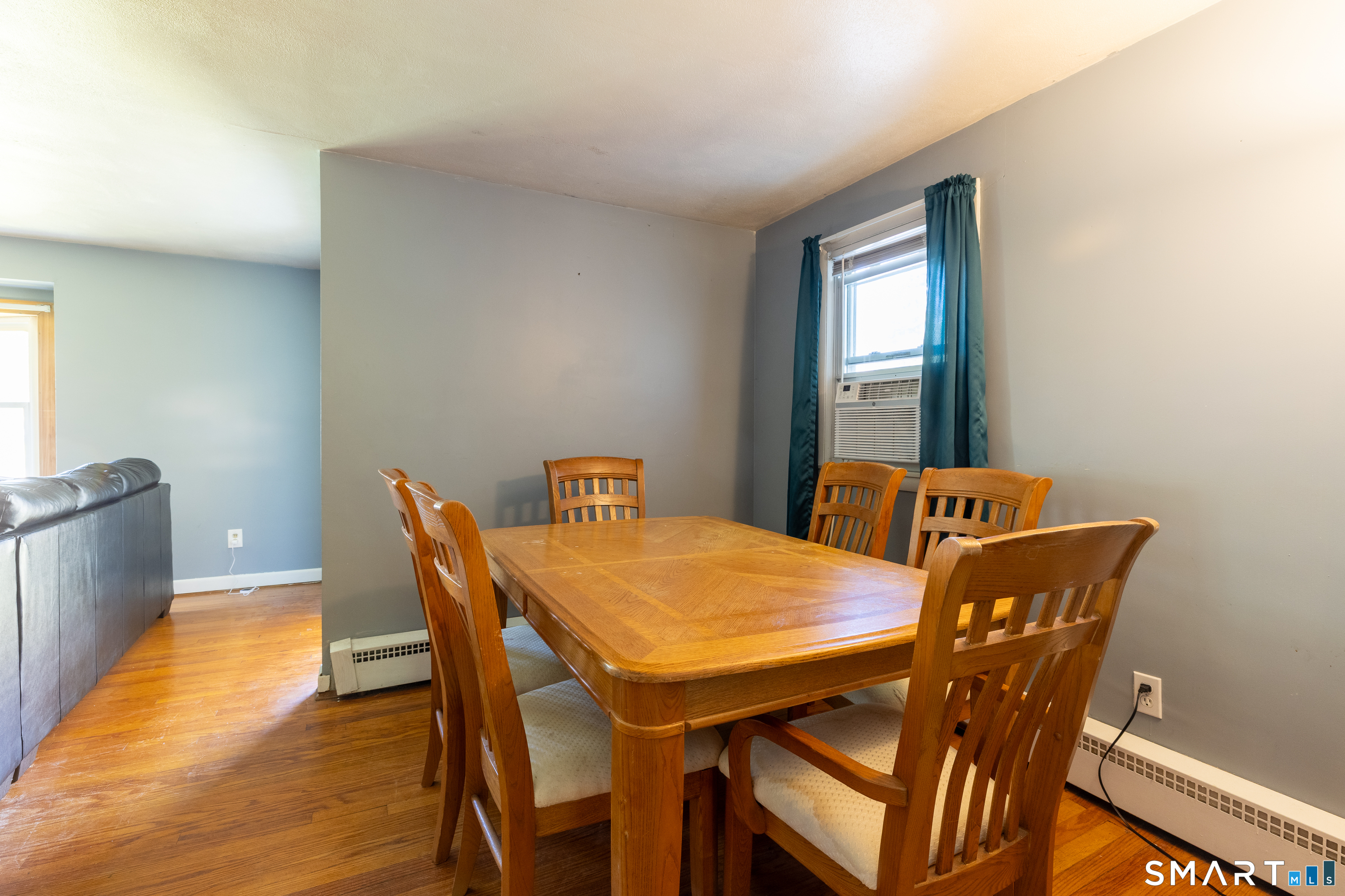 471 West Wolcott Avenue Windsor CT 06095